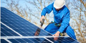 Installation Maintenance Panneaux Solaires Photovoltaïques à L'Ecouvotte